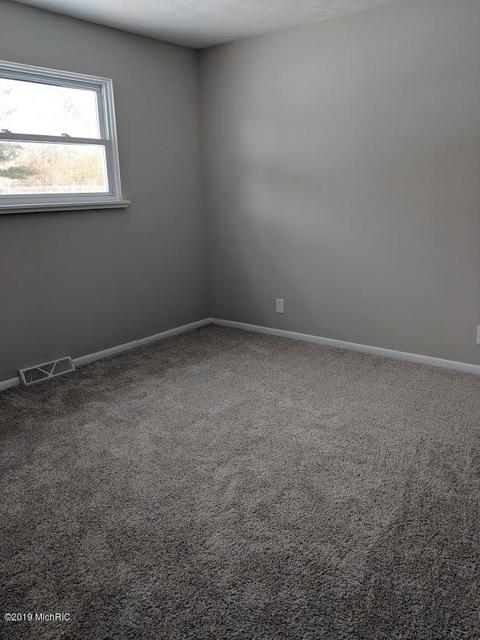 915 Constantine St, Three Rivers, MI 49093 photo 11
