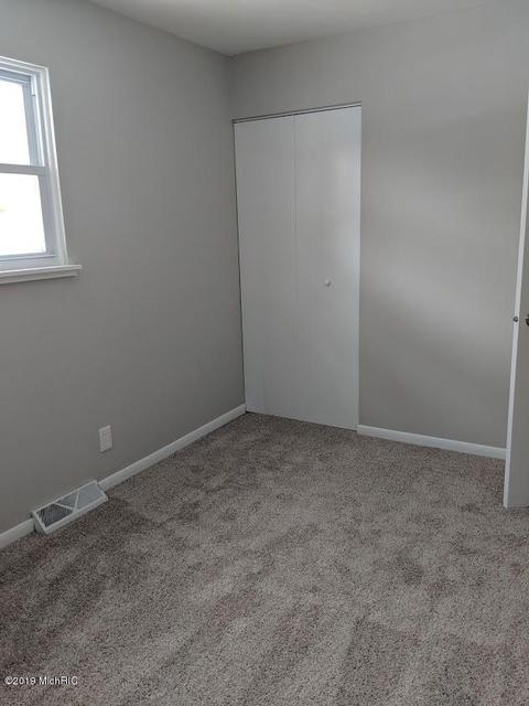 915 Constantine St, Three Rivers, MI 49093 photo 10