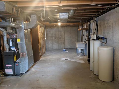 915 Constantine St, Three Rivers, MI 49093 photo 16