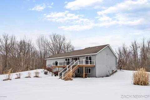 2148 141 St Ave, Dorr, MI 49323 photo 5