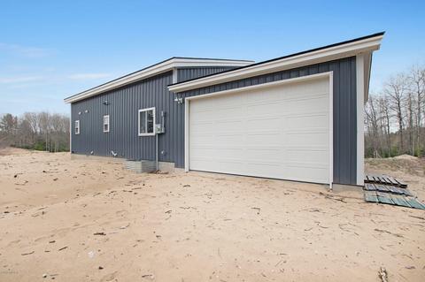 8150 W Harrison Rd, Mears, MI 49436 photo 23
