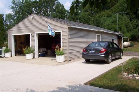 6426 S Fox Den Rd, Custer, MI 49405 photo 4