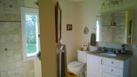 19009 Gennett Rd, Charlevoix, MI 49720 photo 17