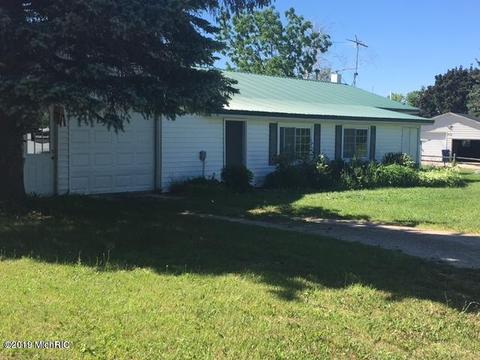 19009 Gennett Rd, Charlevoix, MI 49720 photo 32
