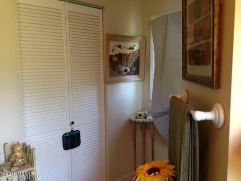 19009 Gennett Rd, Charlevoix, MI 49720 photo 21