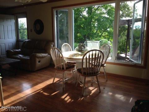 19009 Gennett Rd, Charlevoix, MI 49720 photo 6