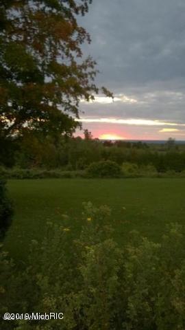 19009 Gennett Rd, Charlevoix, MI 49720 photo 24