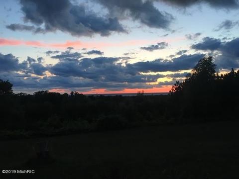 19009 Gennett Rd, Charlevoix, MI 49720 photo 45