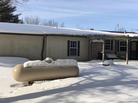 6331 E Deer Path Rd, Evart, MI 49631 photo 2