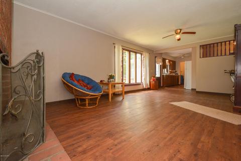 706 E Mansion St, Marshall, MI 49068 photo 5
