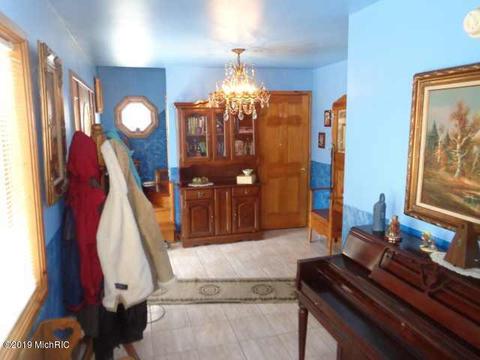 62229 Lagoon Dr, Cassopolis, MI 49031 photo 6