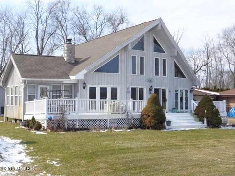 62229 Lagoon Dr, Cassopolis, MI 49031 photo 4