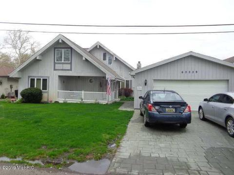 62229 Lagoon Dr, Cassopolis, MI 49031 photo 3