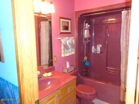 62229 Lagoon Dr, Cassopolis, MI 49031 photo 9