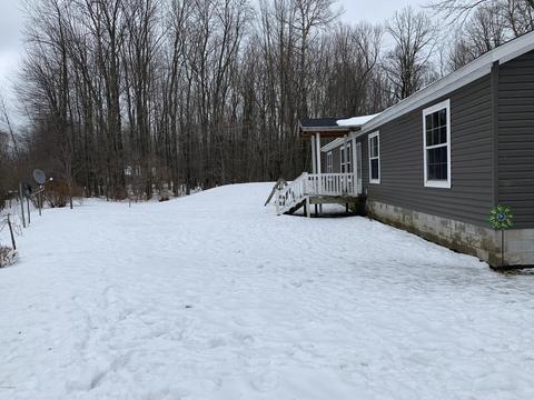 5044 E 112th St, Grant, MI 49327 photo 2