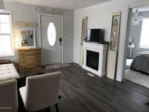 8732 D Dr S, Ceresco, MI 49033 photo 5