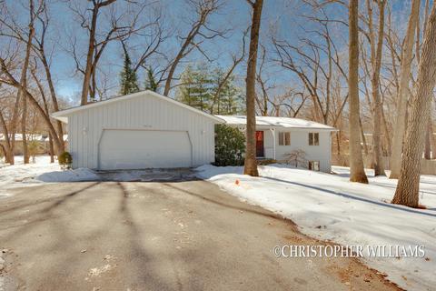 7470 30th St SE, Ada, MI 49301 photo 2