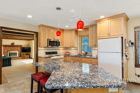7470 30th St SE, Ada, MI 49301 photo 10