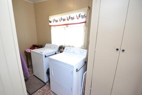 926 E Sidney Rd, Stanton, MI 48888 photo 17