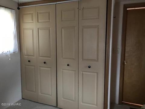 127 S Main St, Waldron, MI 49288 photo 21