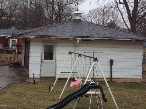 127 S Main St, Waldron, MI 49288 photo 3
