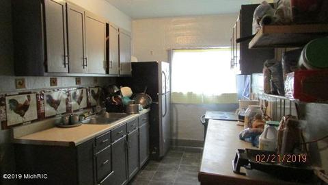 313 S Main, Reading, MI 49274 photo 5