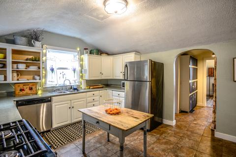 517 E Green St, Marshall, MI 49068 photo 13