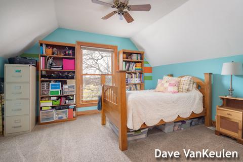 680 Bowes St SE, Lowell, MI 49331 photo 9