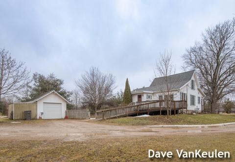 680 Bowes St SE, Lowell, MI 49331 photo 19