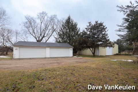 680 Bowes St SE, Lowell, MI 49331 photo 17