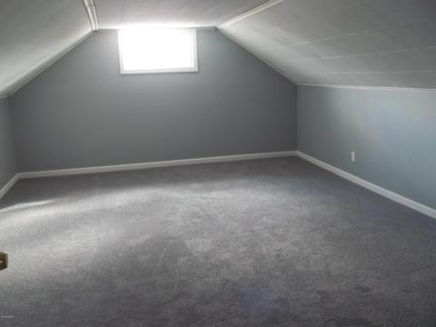 312 Franklin St, Bronson, MI 49028 photo 9