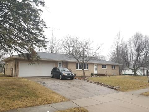 602 E Smith St, Buchanan, MI 49107 photo 1
