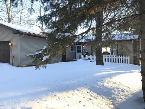 2824 E Booth Rd, Au Gres, MI 48703 photo 1