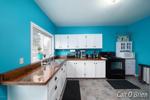 743 Harrison St, Belding, MI 48809 photo 11