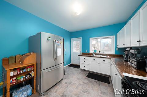 743 Harrison St, Belding, MI 48809 photo 10