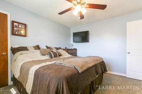 3320 Bauer Rd, Jenison, MI 49428 photo 12