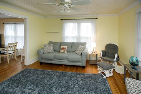 749 E Green St, Marshall, MI 49068 photo 6