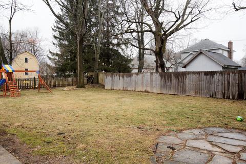 749 E Green St, Marshall, MI 49068 photo 16