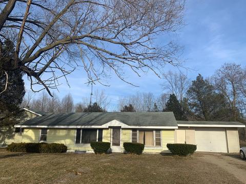 36751 76th St, Covert, MI 49043 photo 2