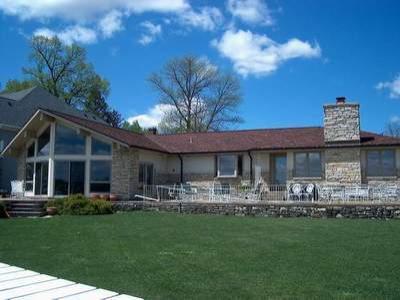 21405 Schultz Ct, Cassopolis, MI 49031 photo 1
