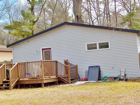408 E Lewis St, Whitehall, MI 49461 photo 4