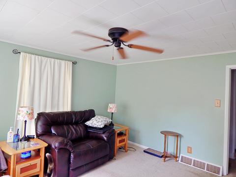 408 E Lewis St, Whitehall, MI 49461 photo 17