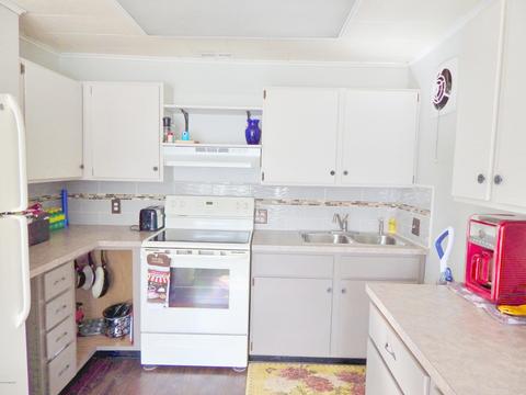 408 E Lewis St, Whitehall, MI 49461 photo 22