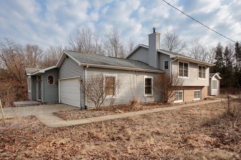 185 Baseline Rd, Plainwell, MI 49080 photo 1