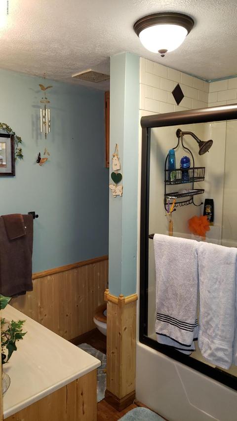 19658 Fairchild Rd, Constantine, MI 49042 photo 9