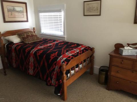 546 E State St, Colon, MI 49040 photo 16