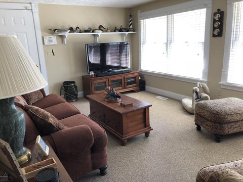 546 E State St, Colon, MI 49040 photo 12