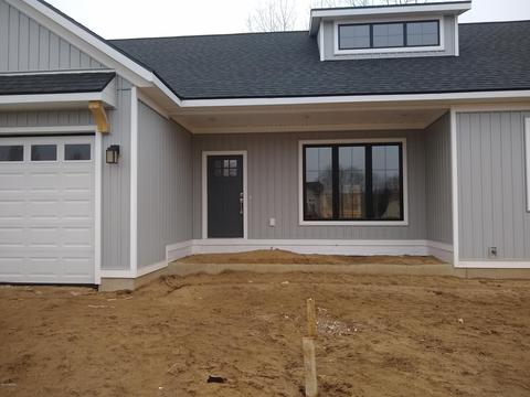 4024 Ronalds Rd, Dorr, MI 49323 photo 2