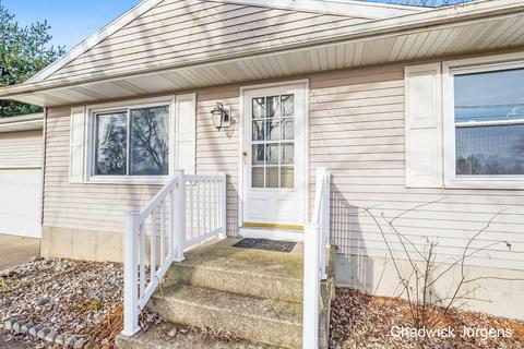 4102 Janet Dr, Dorr, MI 49323 photo 3