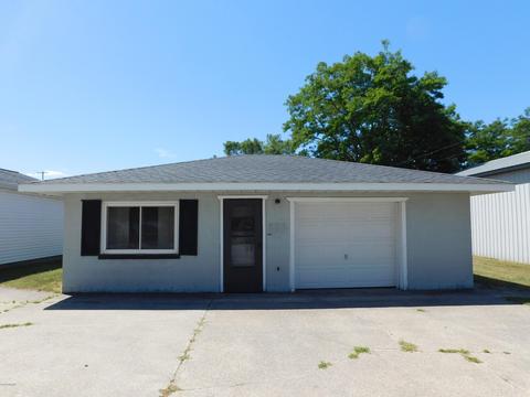 181 Fifteenth, Manistee, MI 49660 photo 5